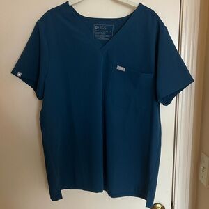FIGS Women’s Catarina Scrub Top XL